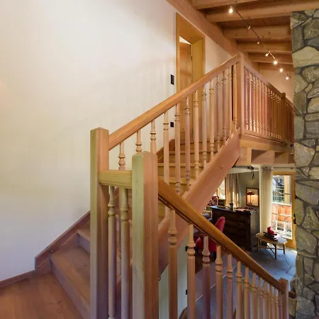 Chalet *